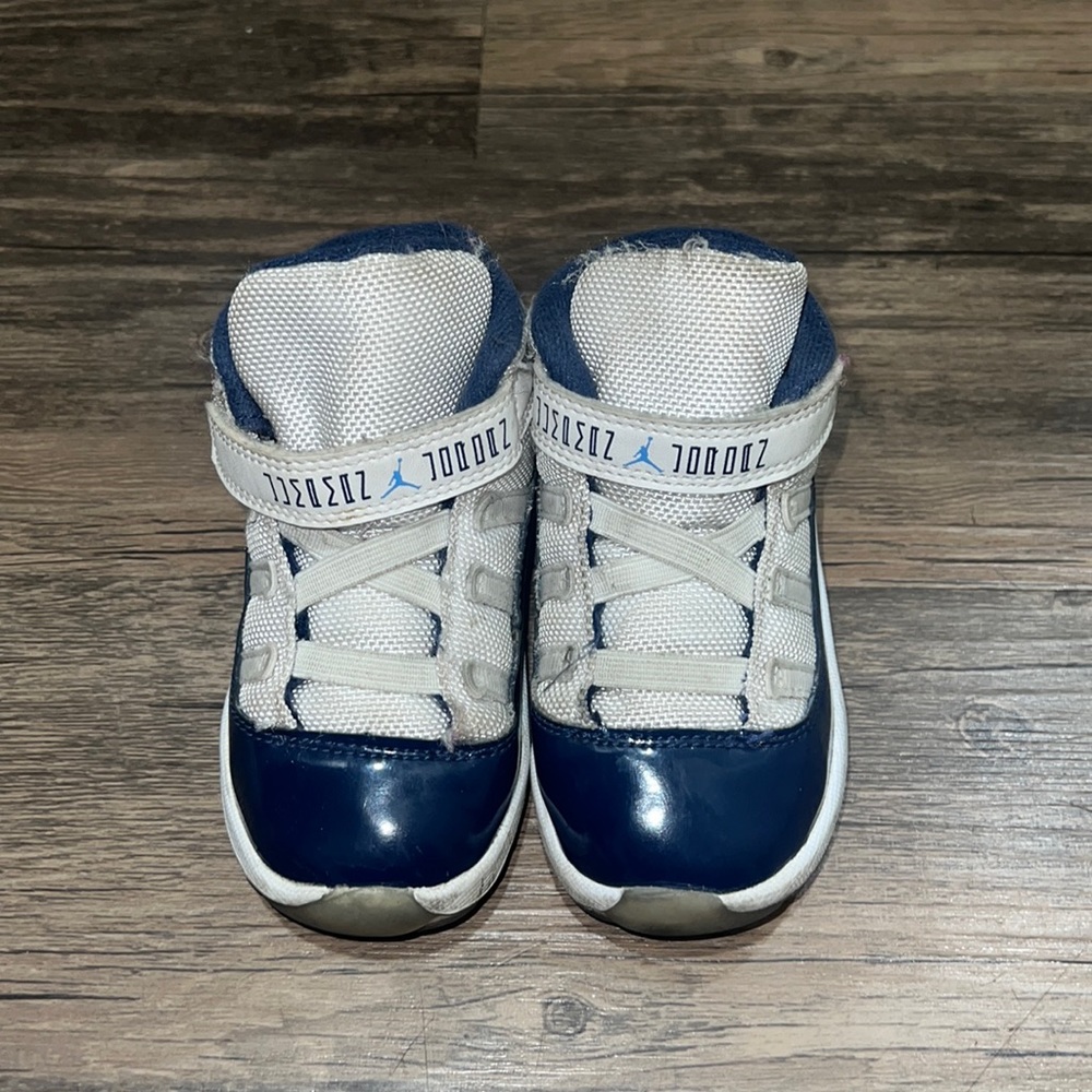 Jordan 11